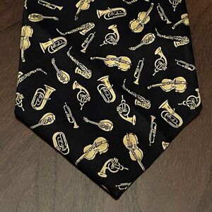 Vintage Museum Artifacts Gold Black Hand Made Silk Men’s Neck Tie Made In USA